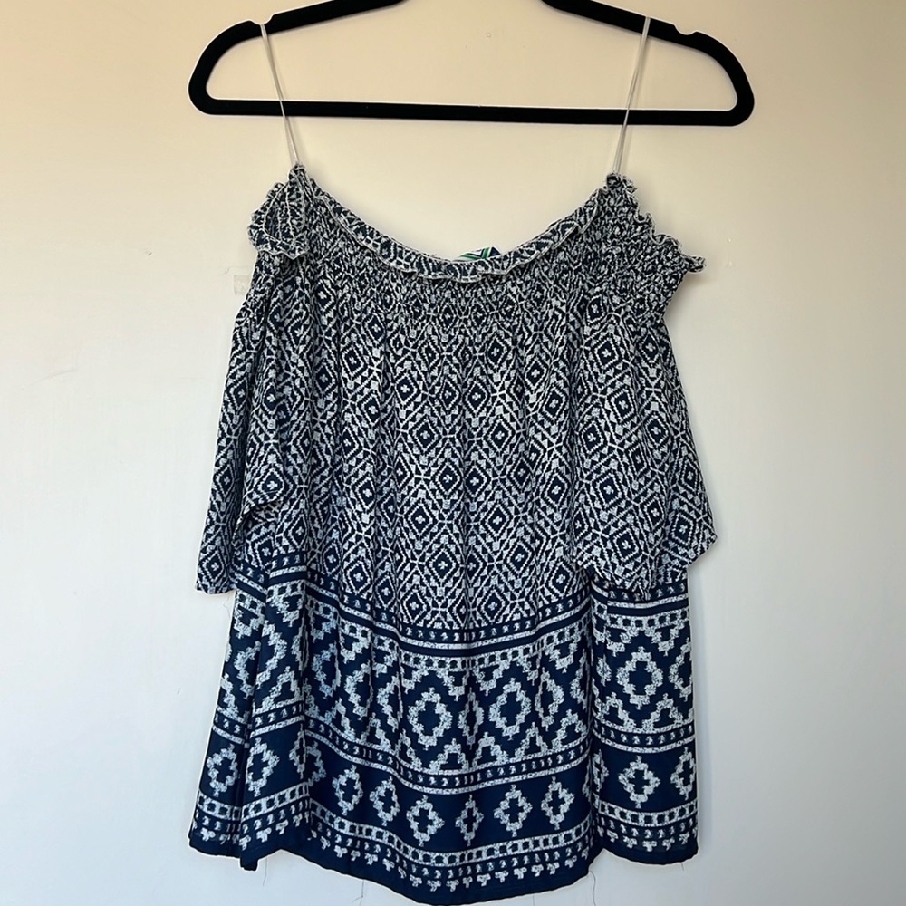 Over-the-shoulder aztec / Mediterranean blouse